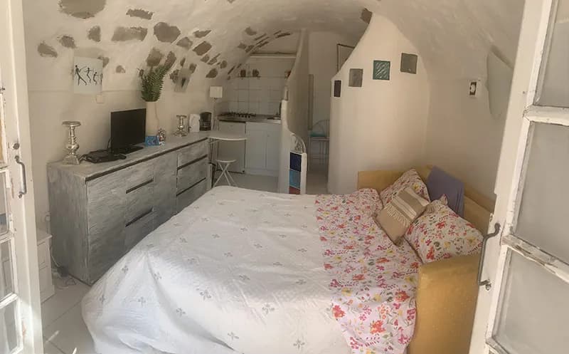 STONE SCULPTURE RESIDENCY — August & September With Nicole Durand – Menton / Italian Riviera